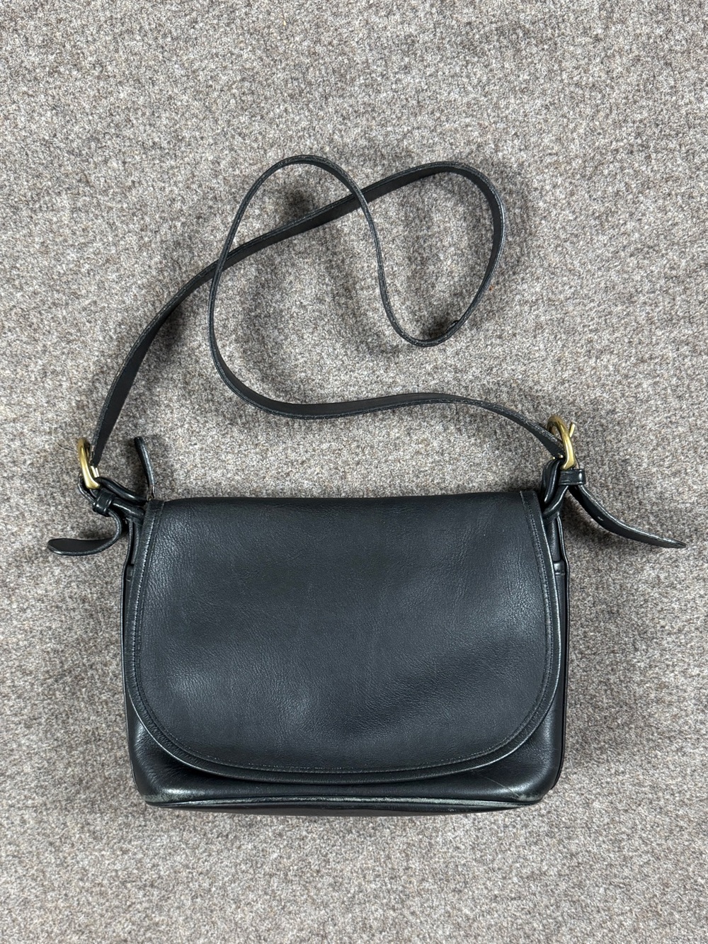 Vintage‎ Coach 4150 Black Leather Soho Fletcher Crossbody Bag Flap Closure 90s
